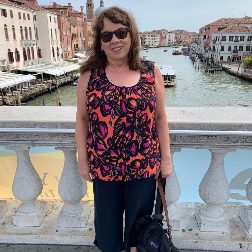 Meet your Posher, Carol